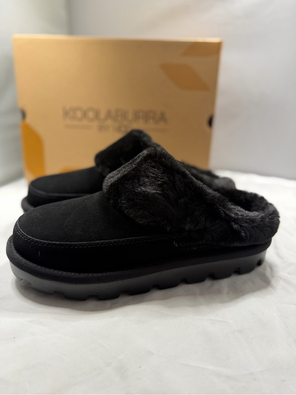 Koolaburra by UGG Tizzey Black Faux Fur Platform Mule Slippers | NIB Size 10